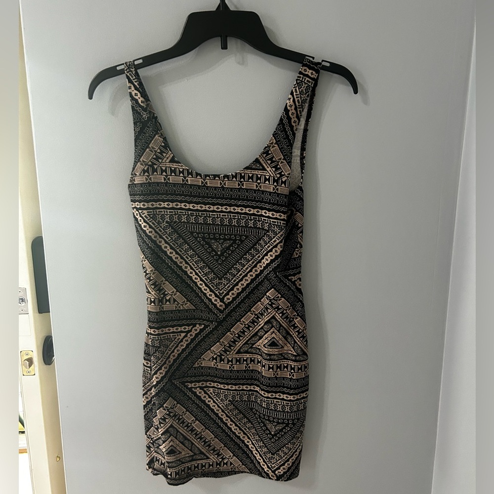 Geometric Patterned Black and Tan BodyCon Dress